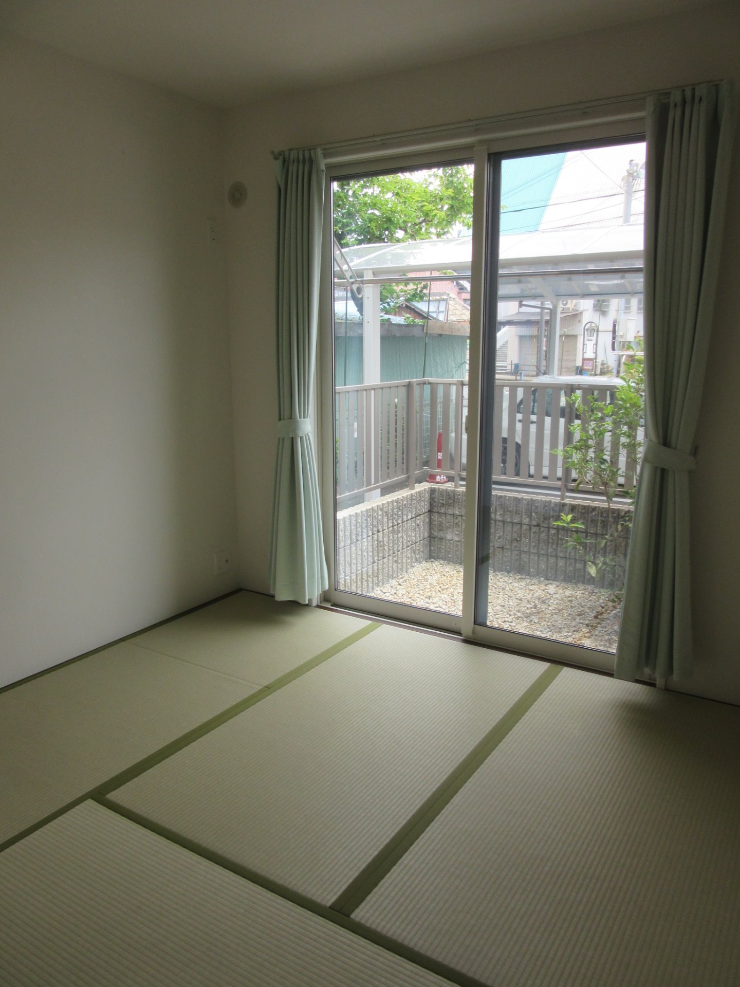和室4.5帖 a Japanese-style room